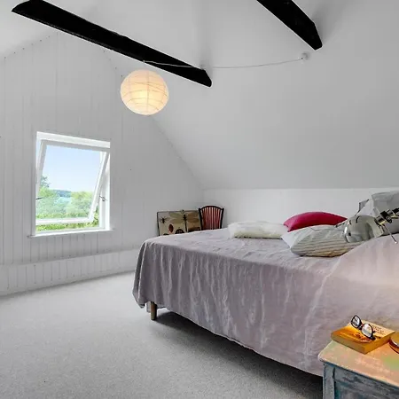 Lovely In With Kitchen Holiday home *